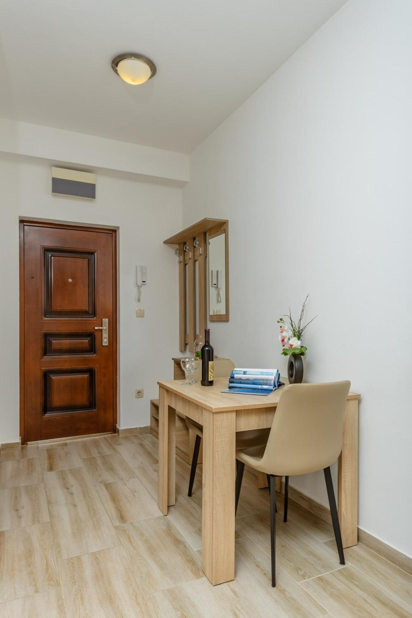 Arvala Apartments Μπούντβα Δωμάτιο φωτογραφία